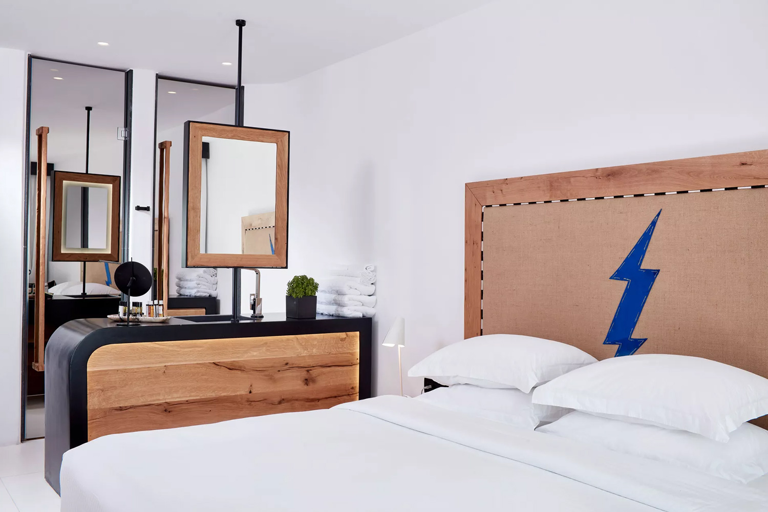 SUPERIOR ROOM SEAVIEW LuxuriaVacations