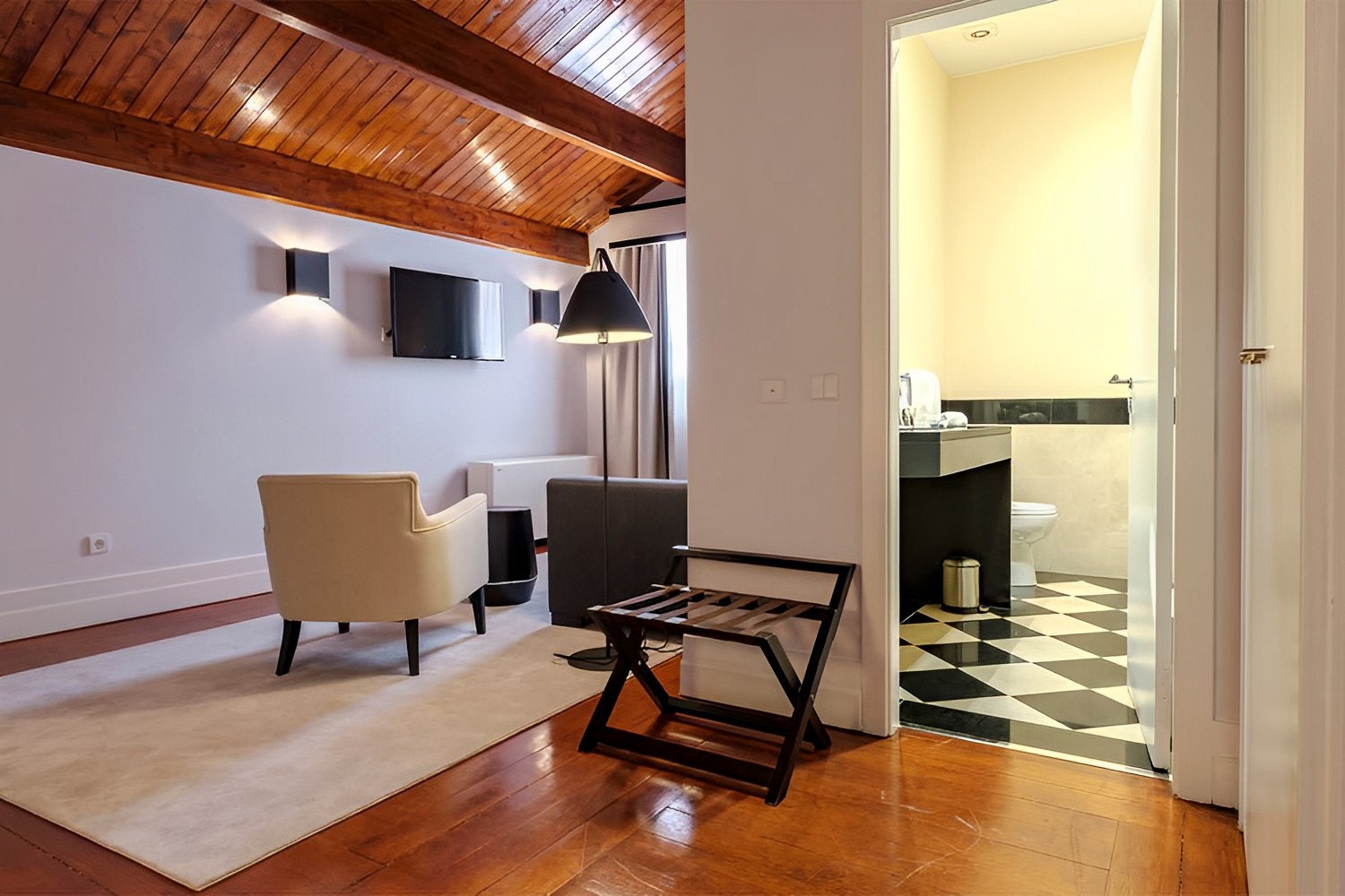 Superior Suite LuxuriaVacations