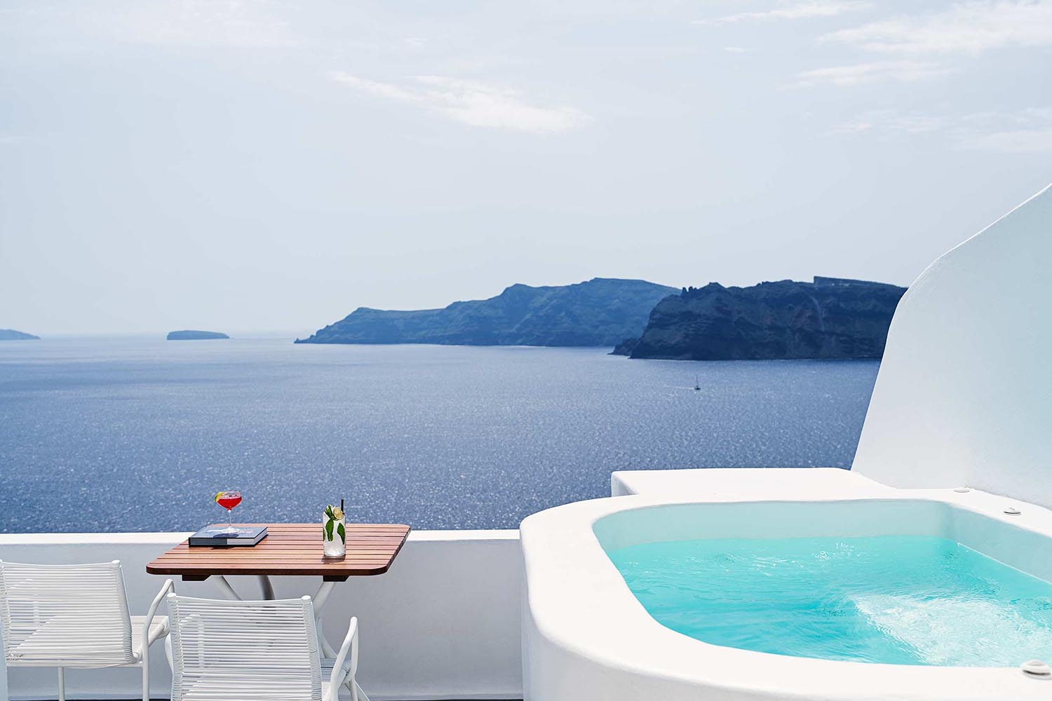 Superior Suite with Jetted Tub - Pelagos House LuxuriaVacations