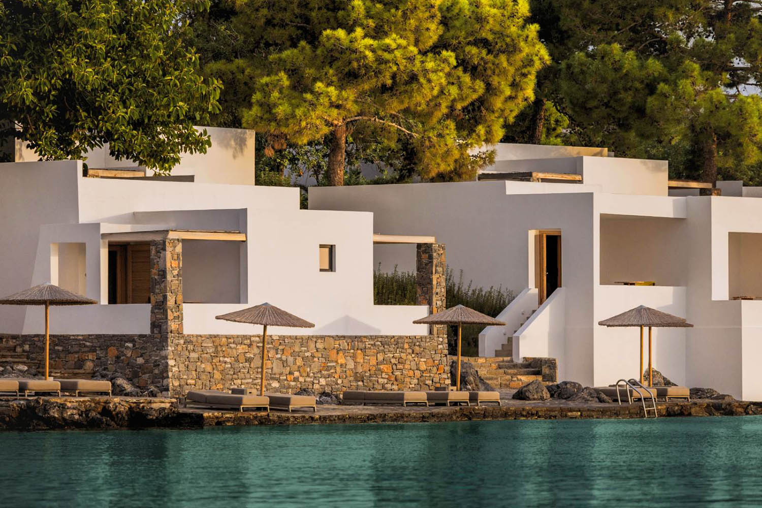 Superior Waterfront Bungalow LuxuriaVacations