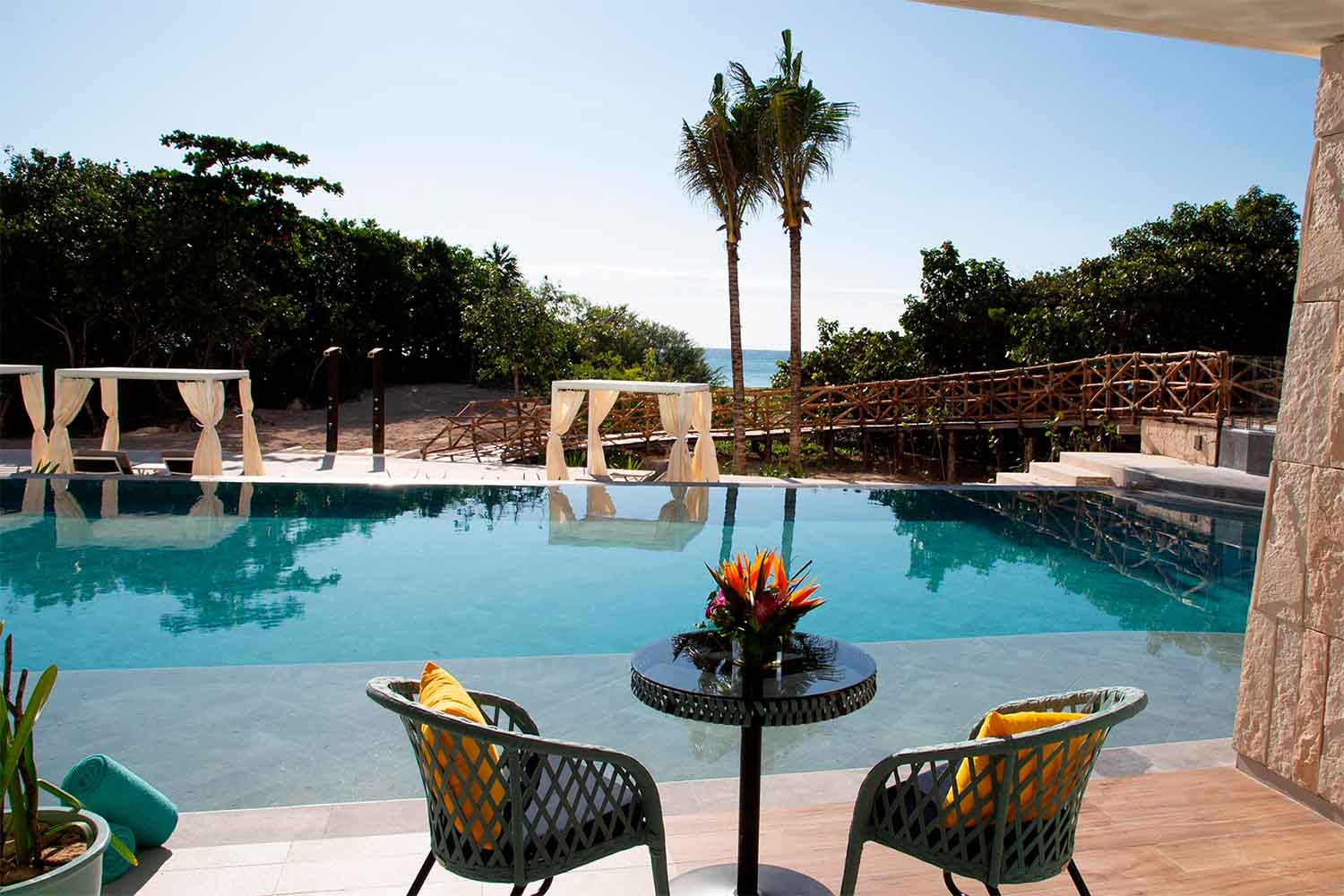 Swim Out King Suite with Bathtub LuxuriaVacations