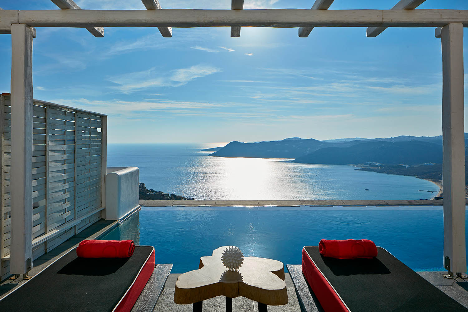 TEMPTATION 2-Bedroom in-house VILLA with Private Pool LuxuriaVacations