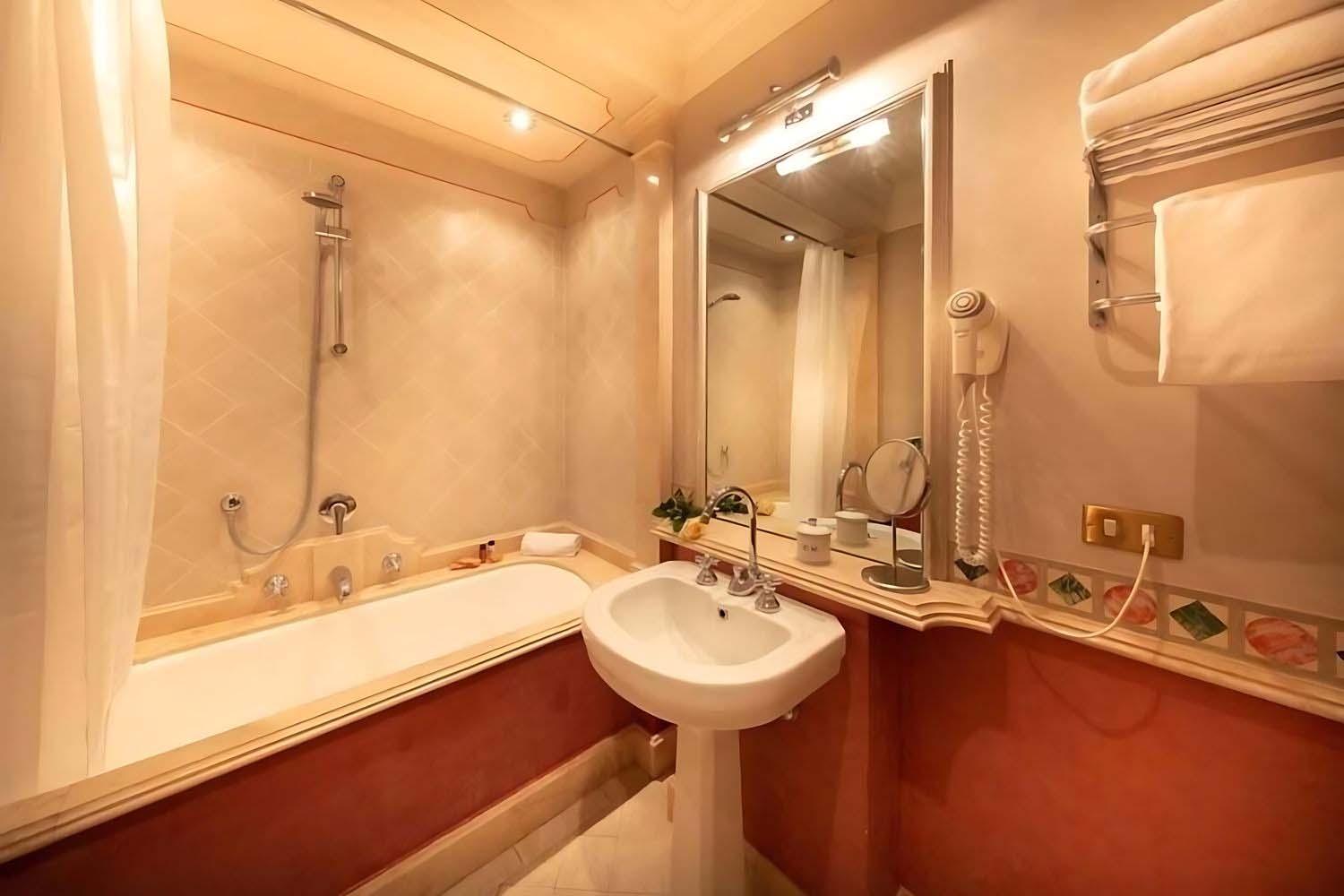 The castle of Ventura - Campiglia Marittima, Tuscany LuxuriaVacations