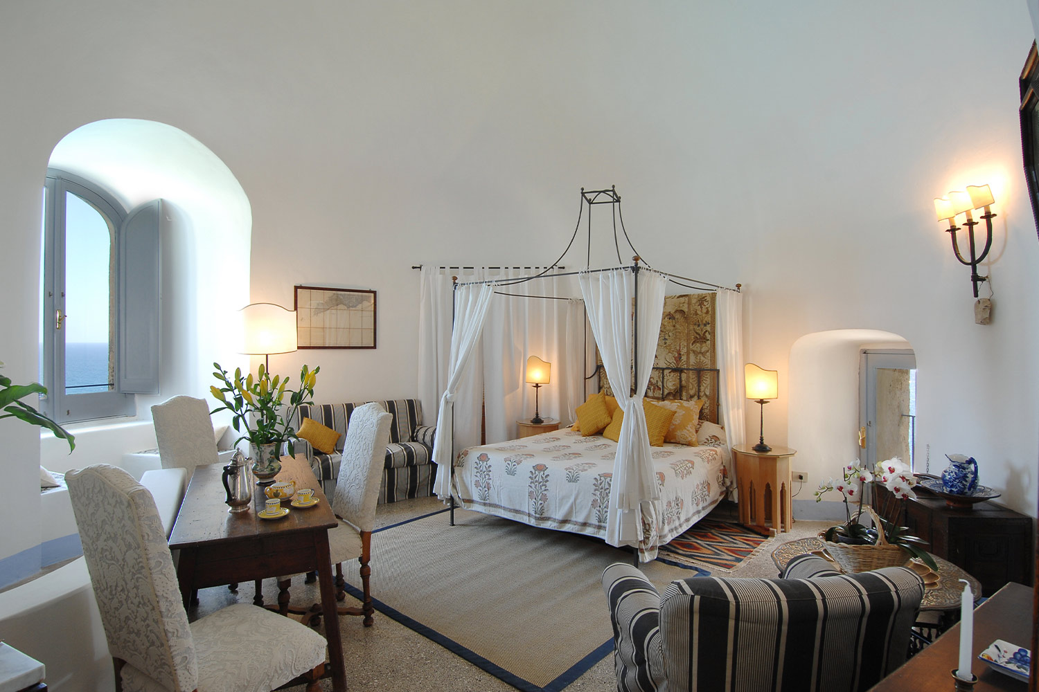 TORRE LuxuriaVacations
