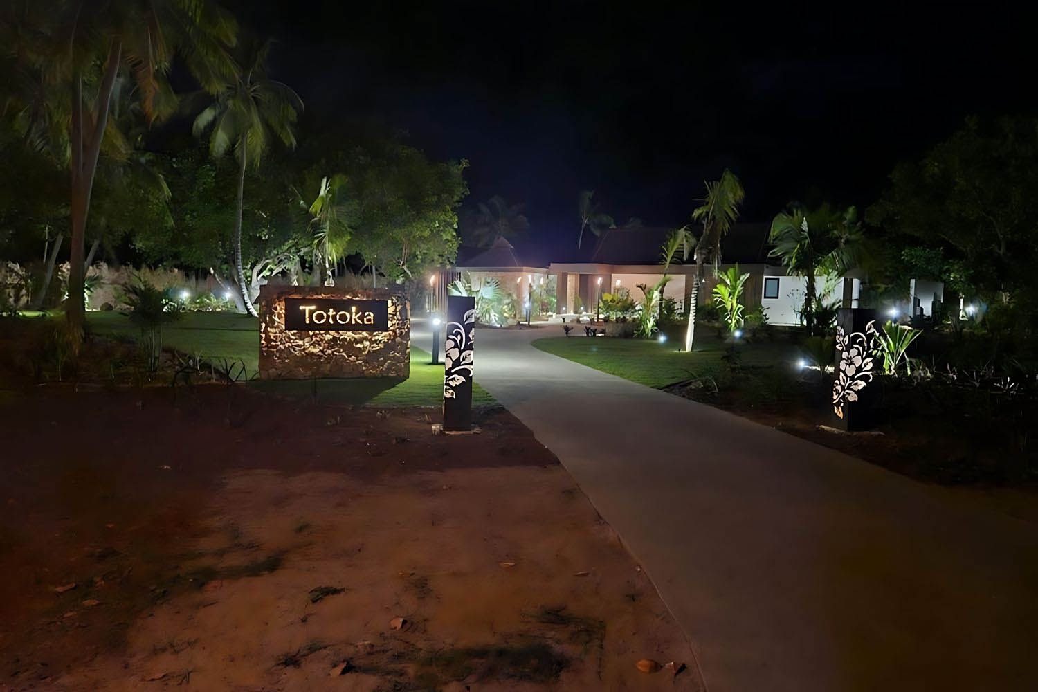 TOTOKA LuxuriaVacations