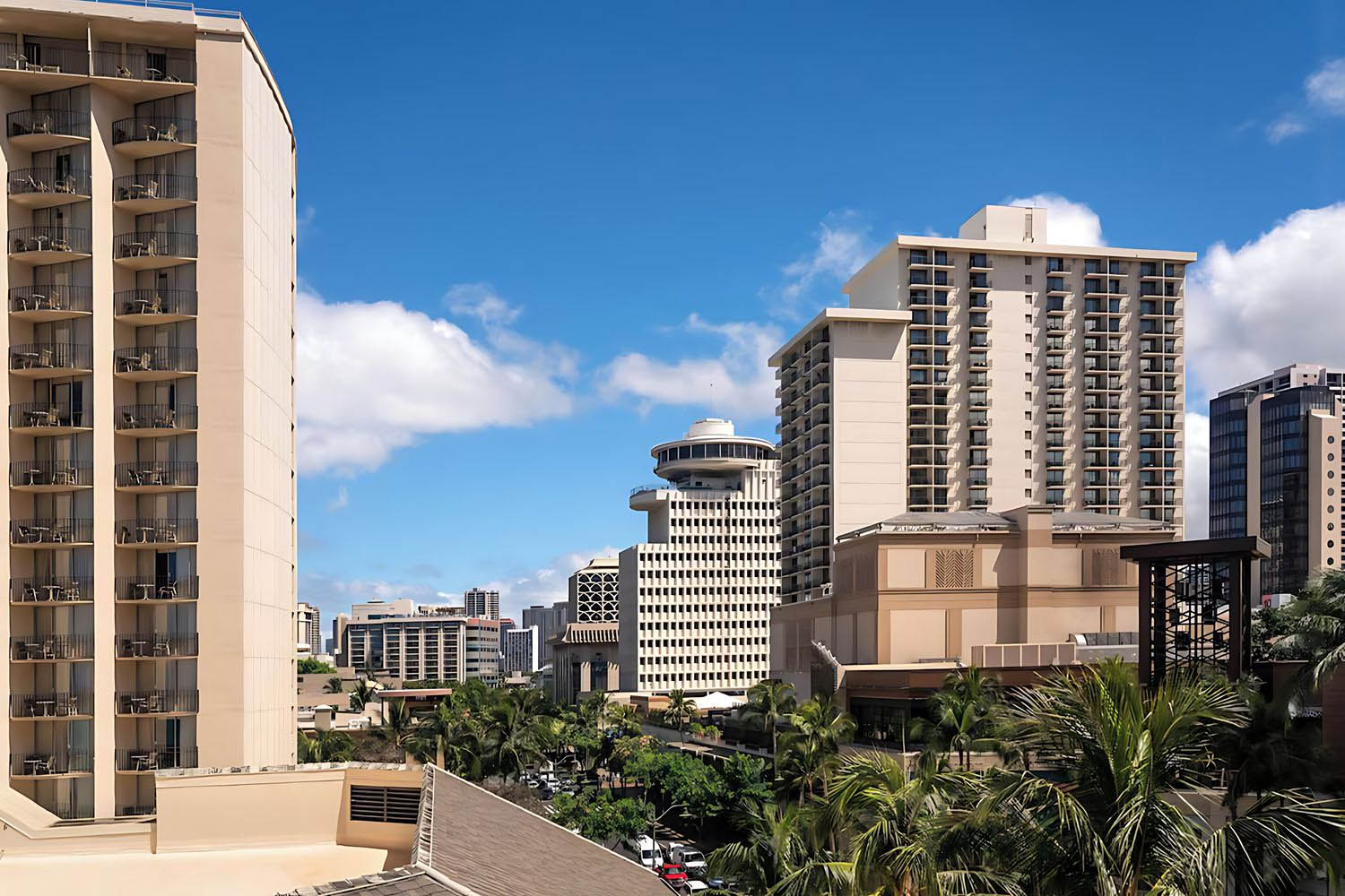 Tower Waikiki with city view Larger Room(a), 2 Queen, City View LuxuriaVacations