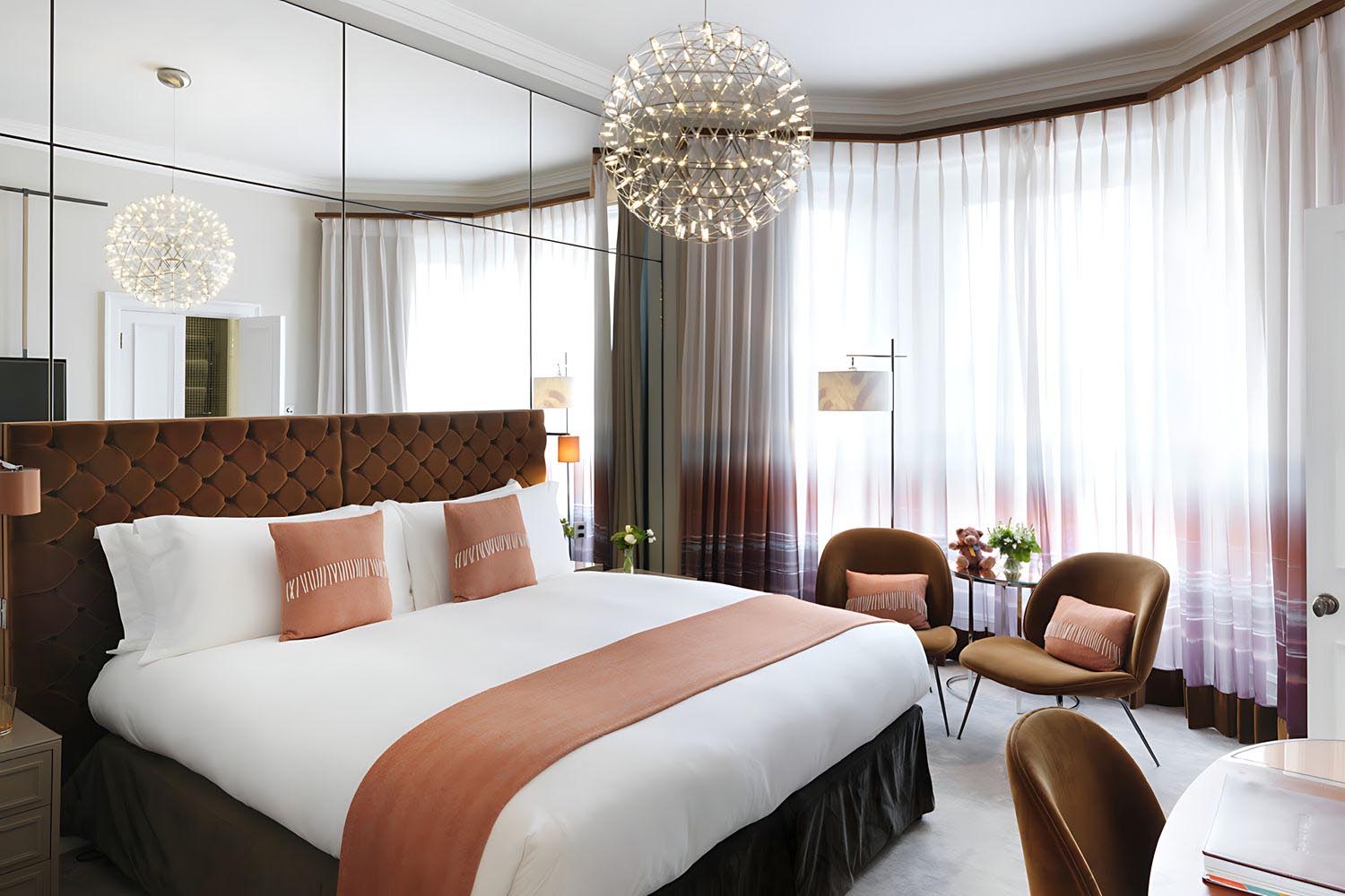 TOWNHOUSE RESIDENCES LuxuriaVacations