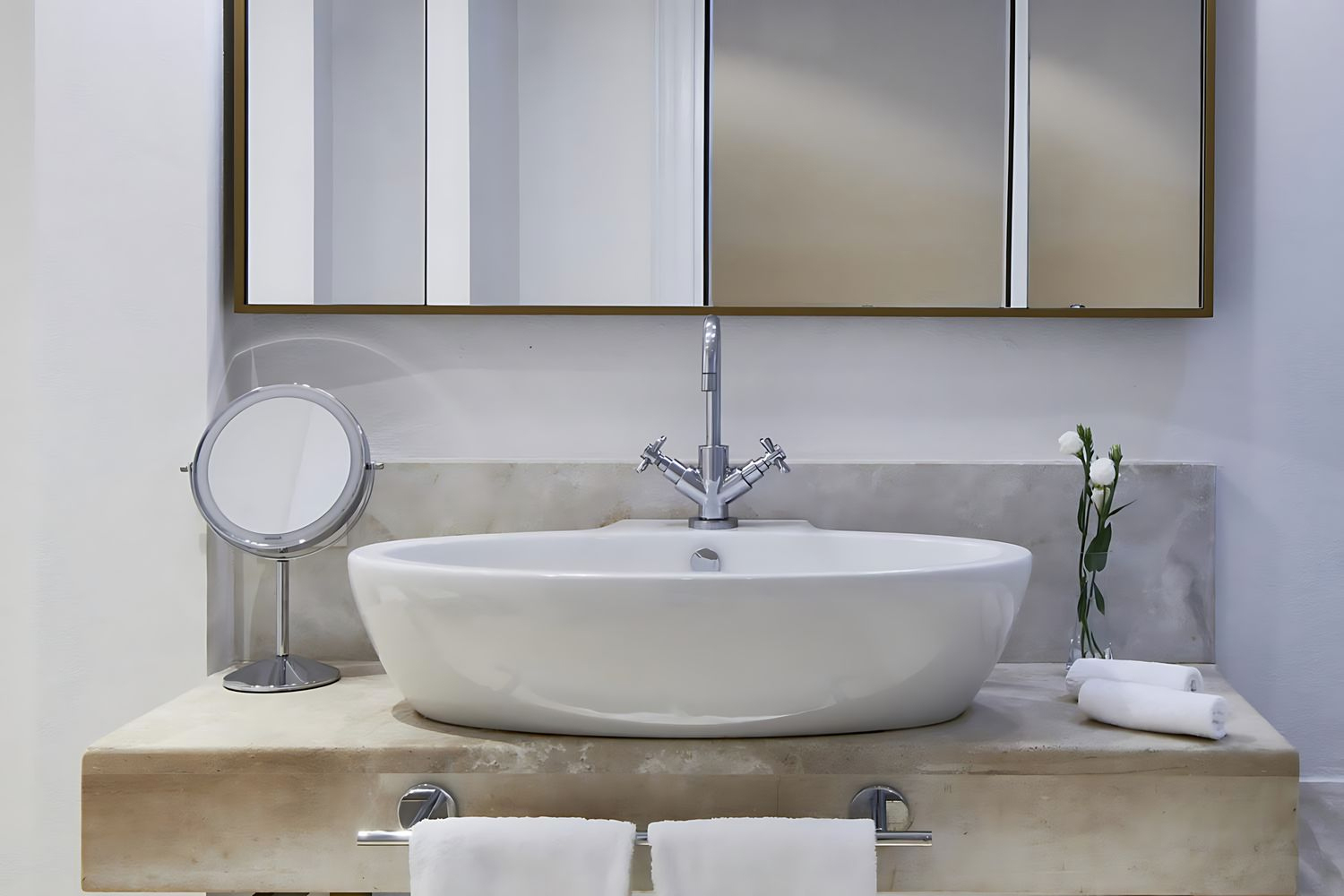 Twin Deluxe Room LuxuriaVacations