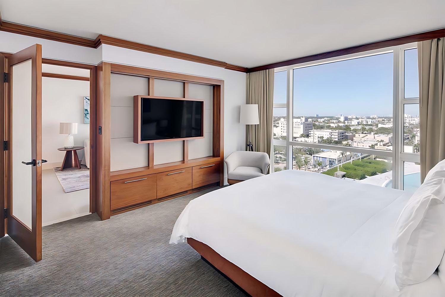Two bedroom luxury apartment One King and One Queen Bed LuxuriaVacations