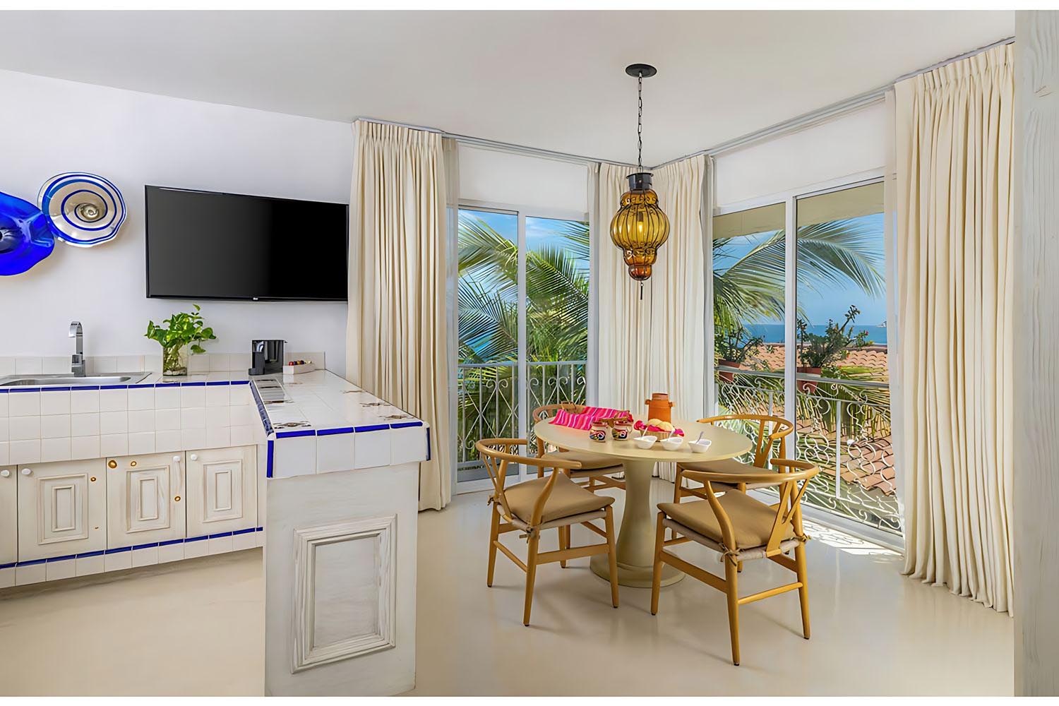 Two-Bedroom Ocean View Suite LuxuriaVacations