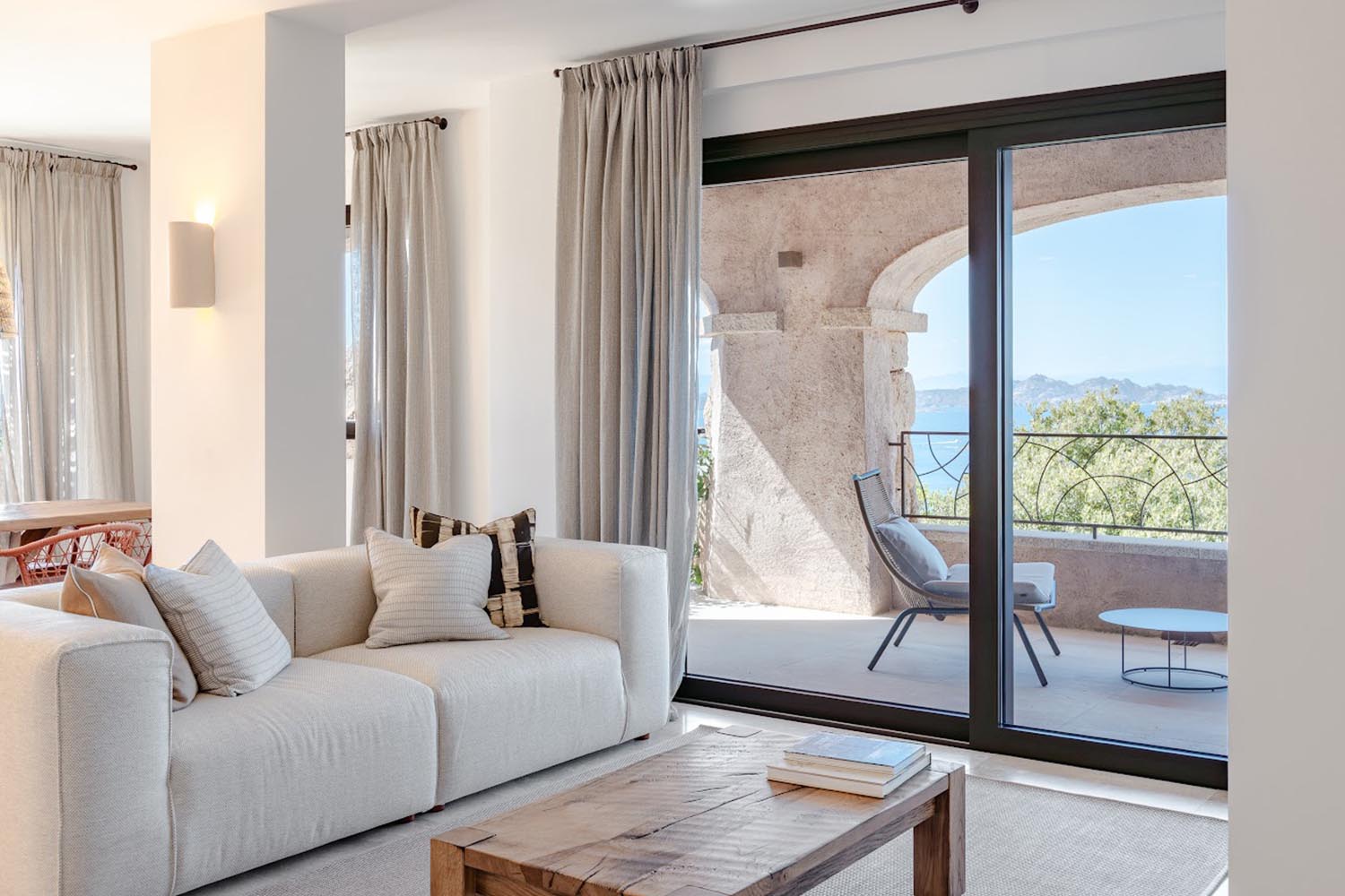 Two Bedroom Residence Deluxe LuxuriaVacations
