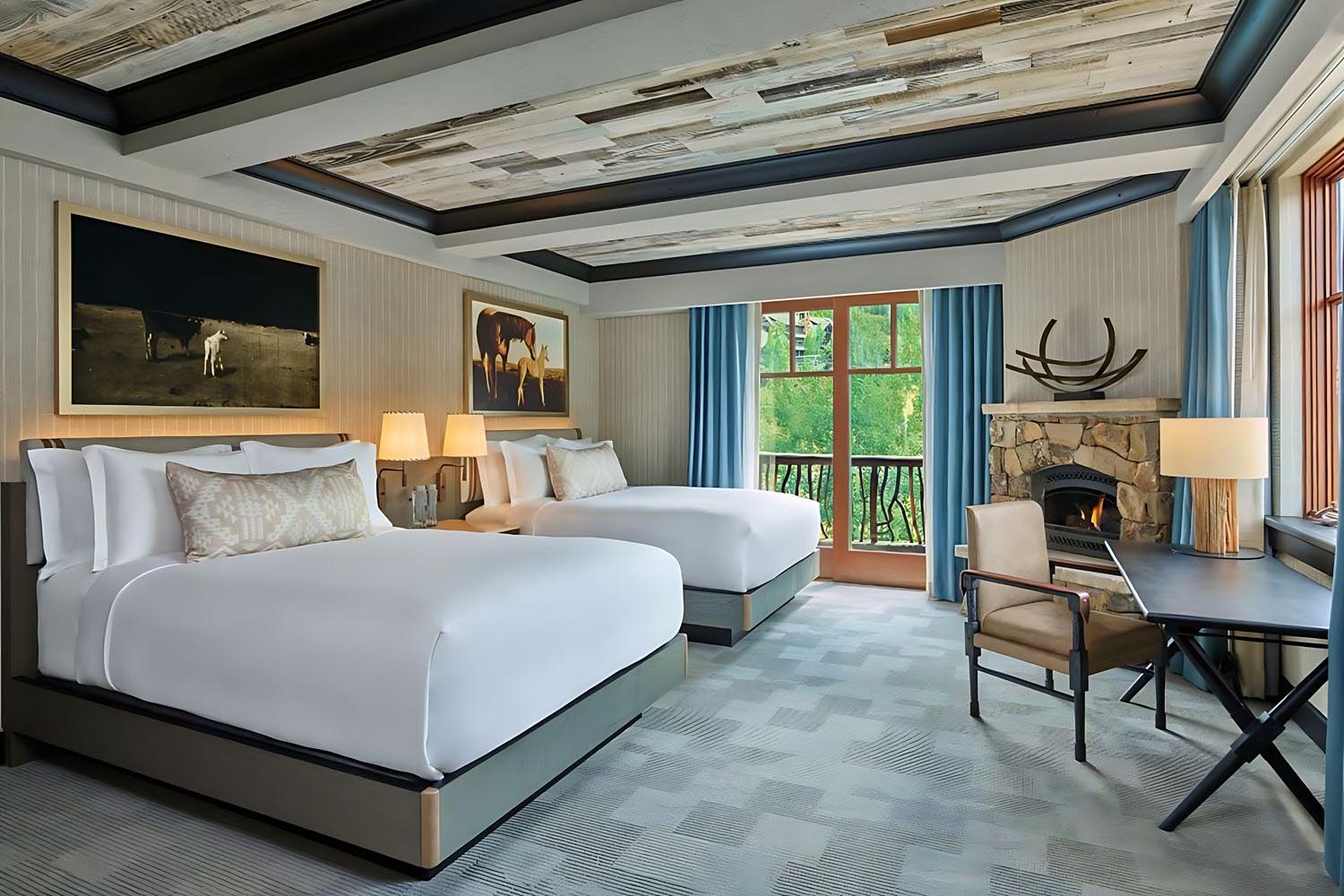 Two Queen Mountain View Guest room, 2 Queen, Mountain view LuxuriaVacations