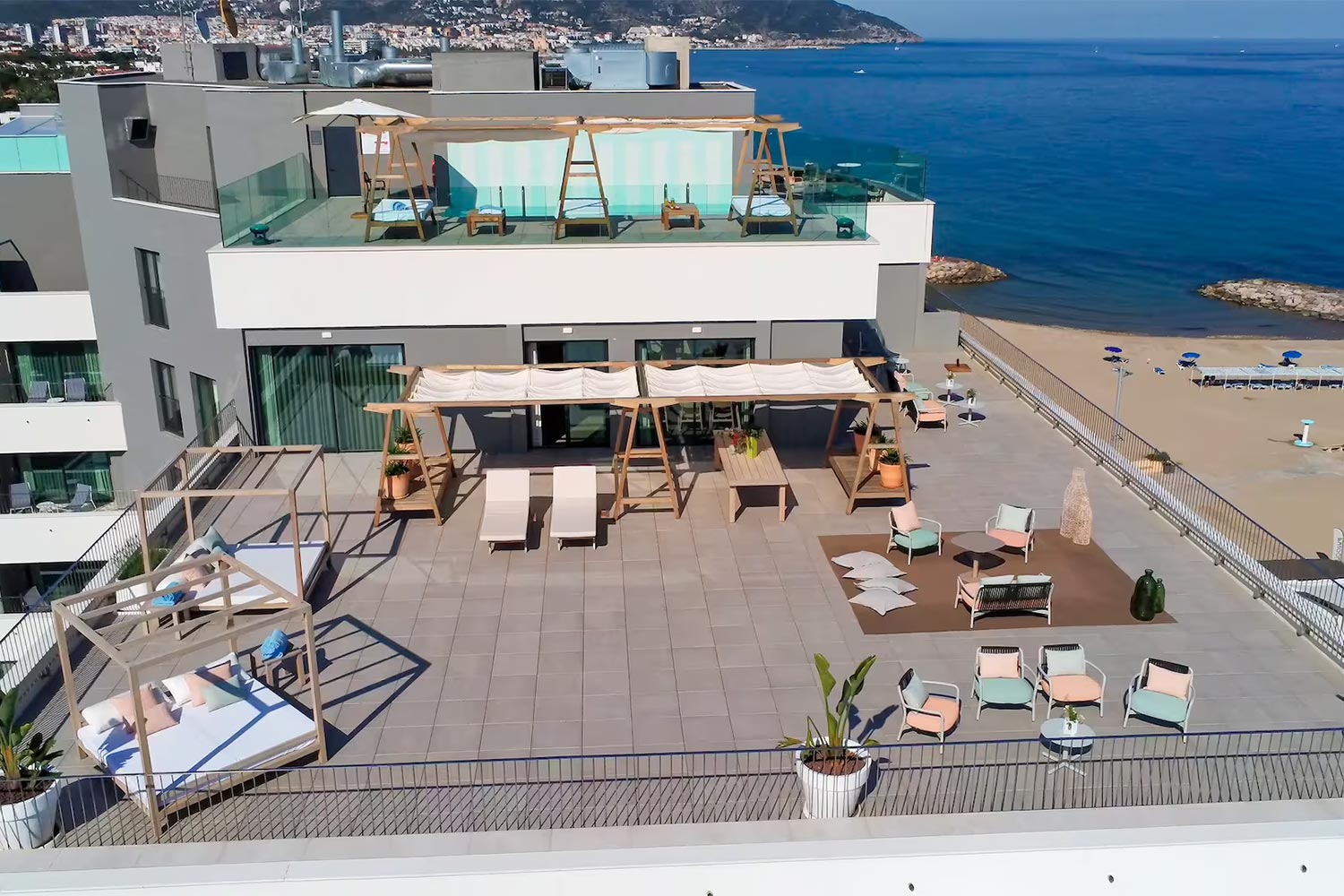 Ultimate ME + Suite Sea View & Private Pool LuxuriaVacations