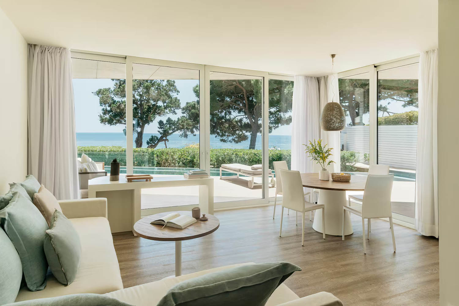 Ultimate ME+ Suite with Private Pool and Sea View LuxuriaVacations
