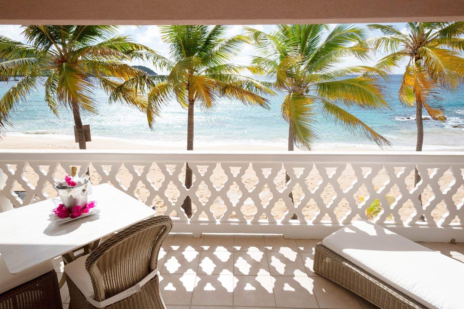 Upper Level Junior Suites LuxuriaVacations