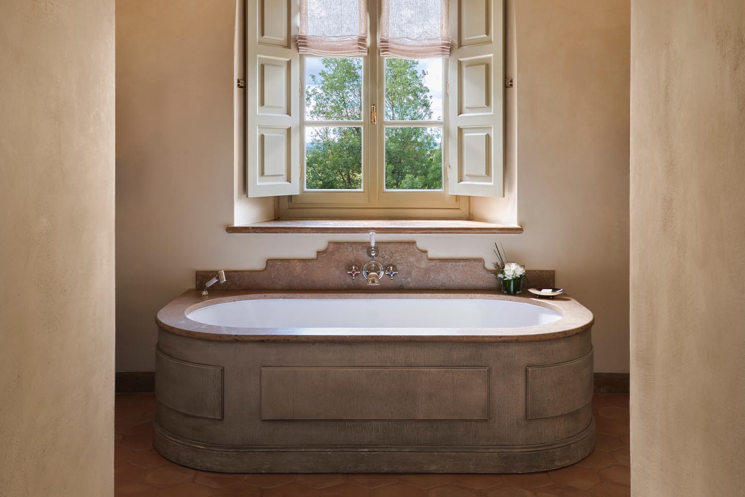 Villa Biondi LuxuriaVacations