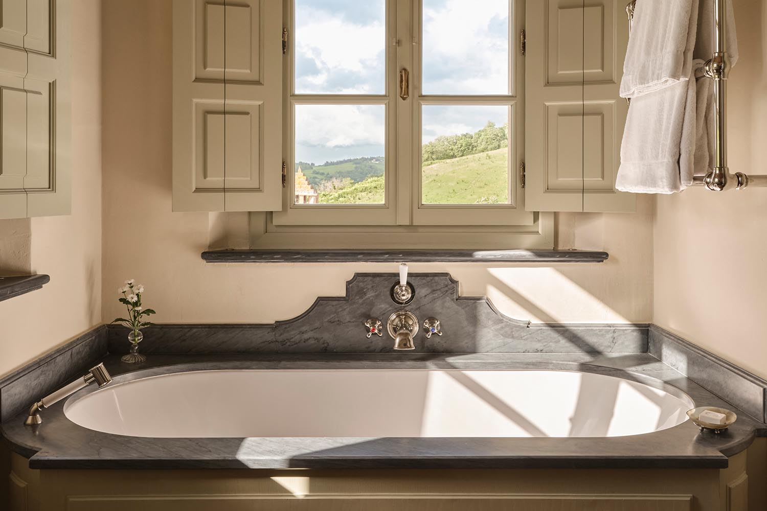 Villa Casa Del Fiume LuxuriaVacations