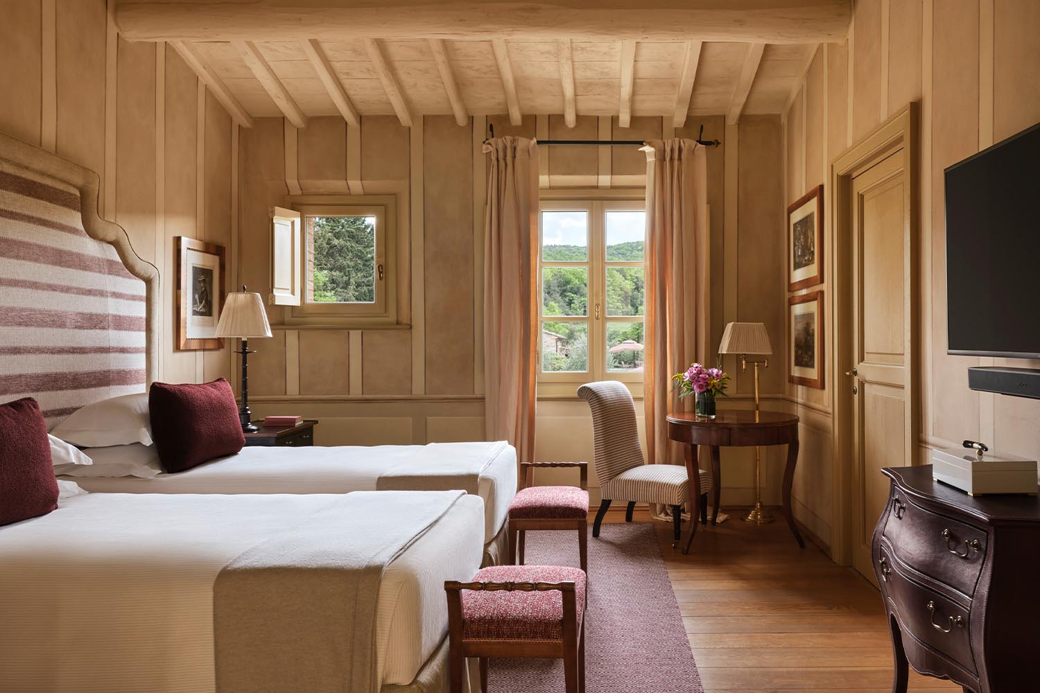 Villa Gauggiole LuxuriaVacations