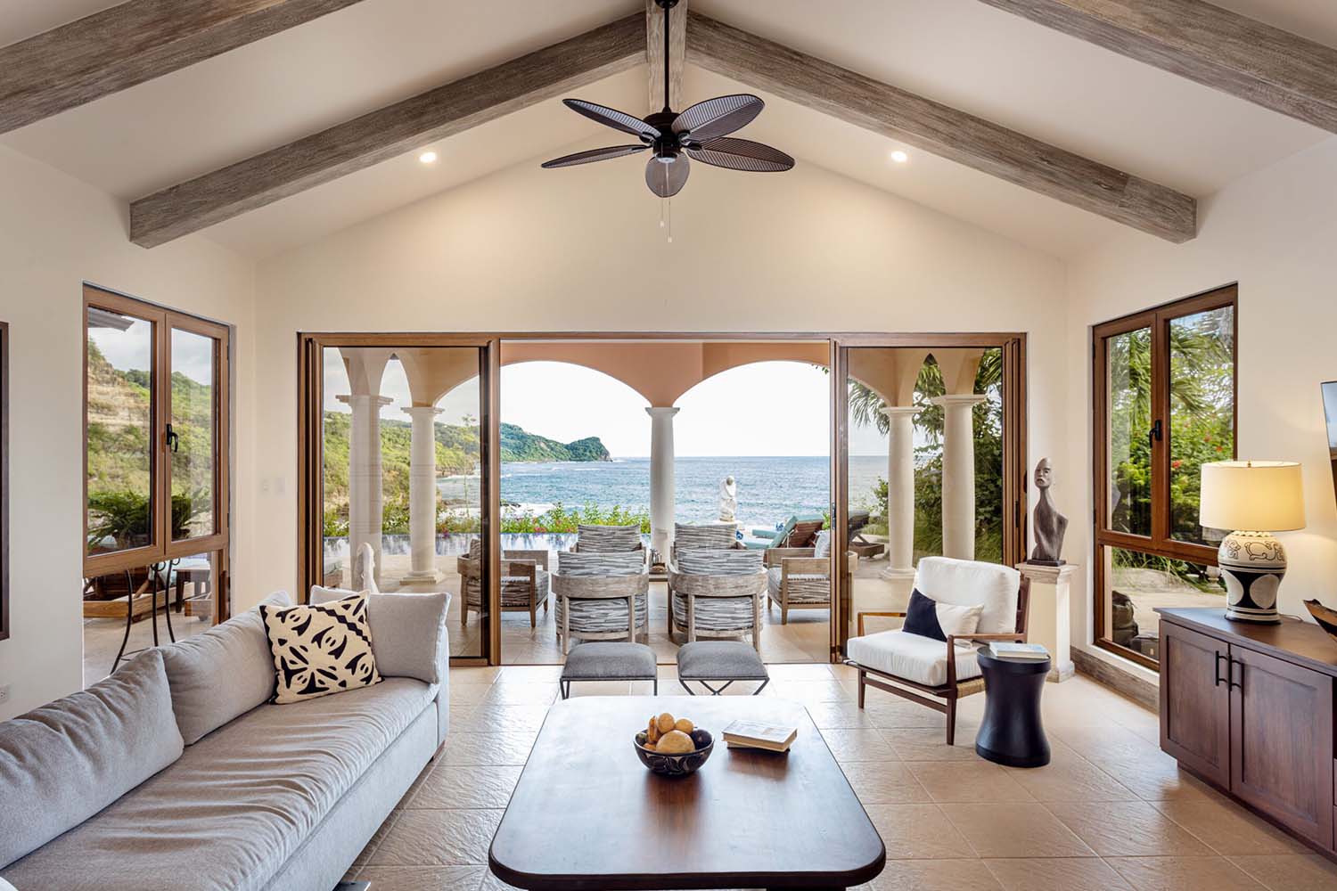 Villa Rosada LuxuriaVacations
