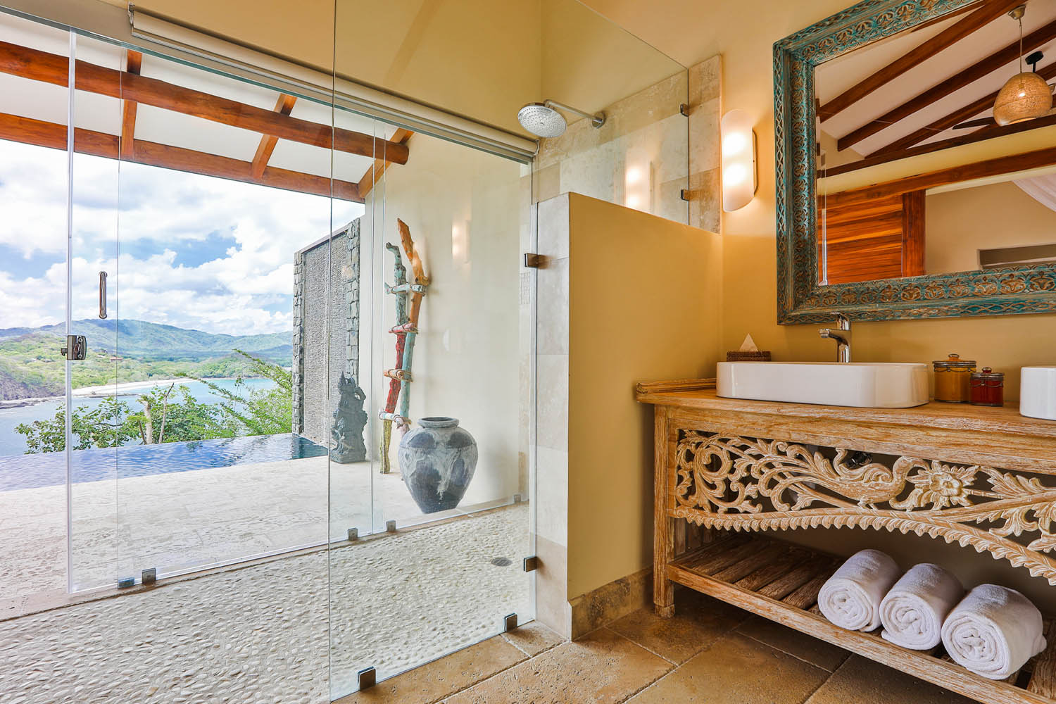 Villa Suite with Plunge Pool LuxuriaVacations