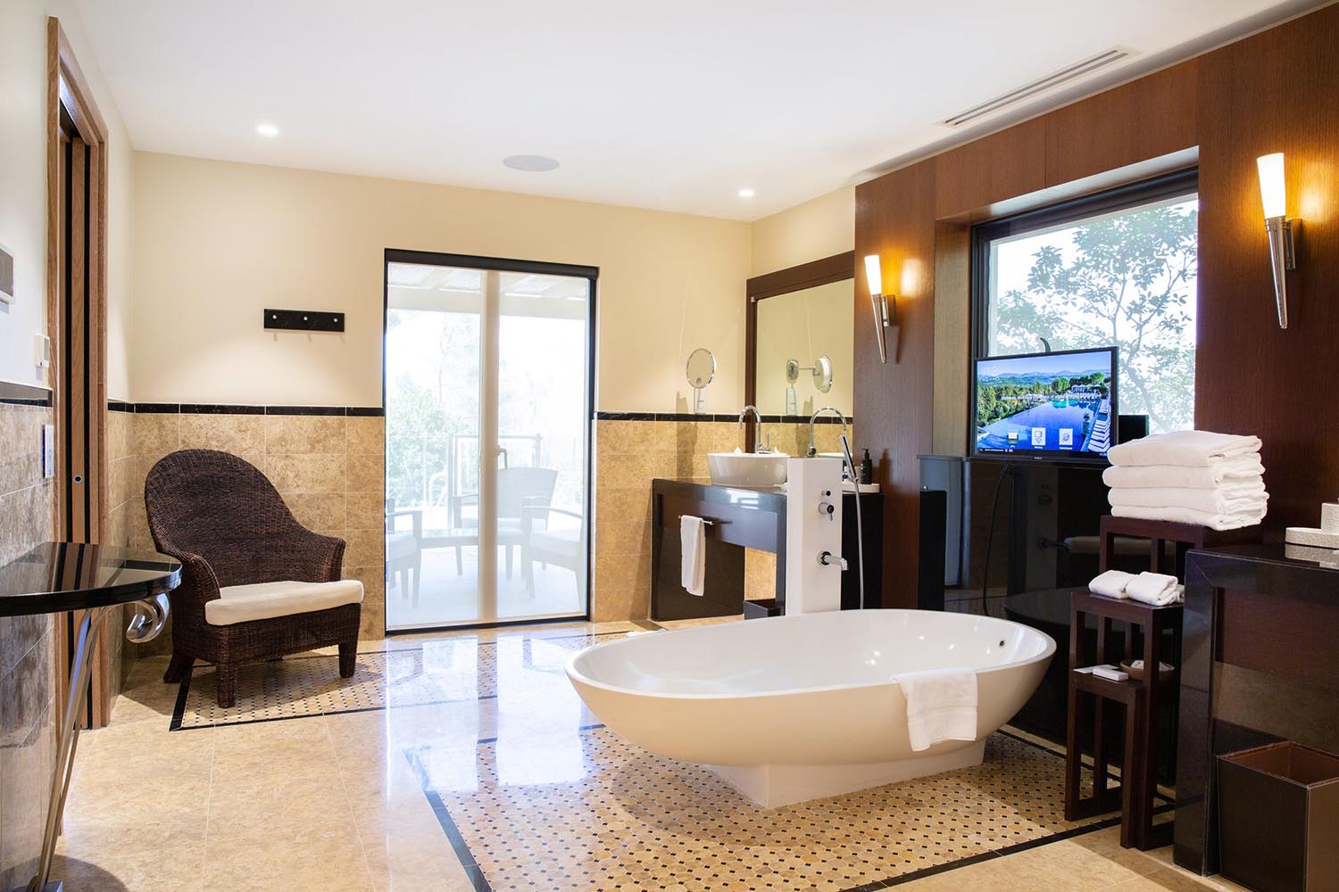 Villa Terre Blanche LuxuriaVacations