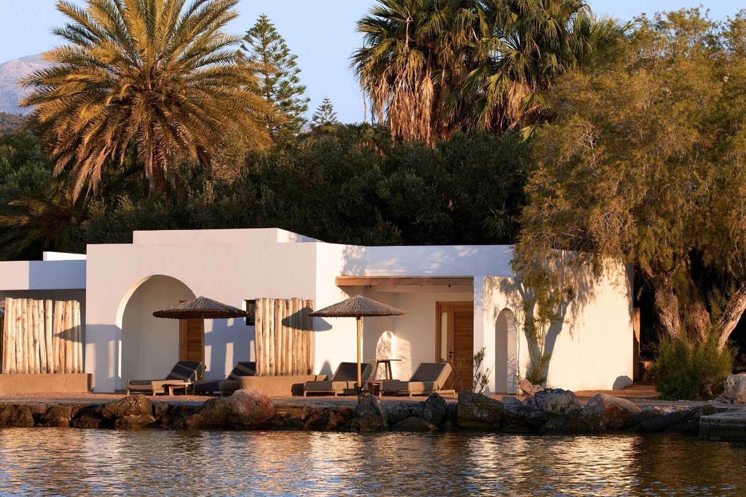Waterfront Bungalow LuxuriaVacations